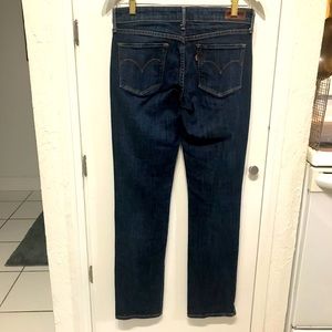NWOT LEVIS DEMI CURVE MODERN RISE STRAIGHT JEANS